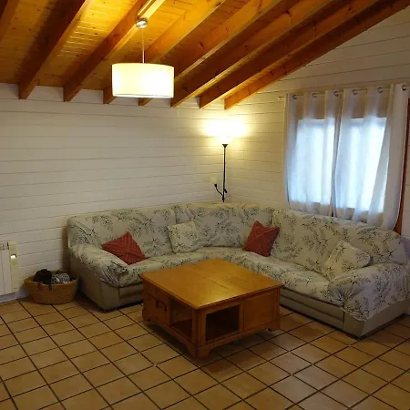 Con Piscina Privada *